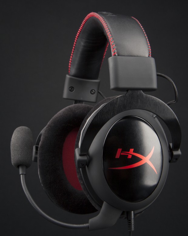 Cloud-Redcup_headset-side