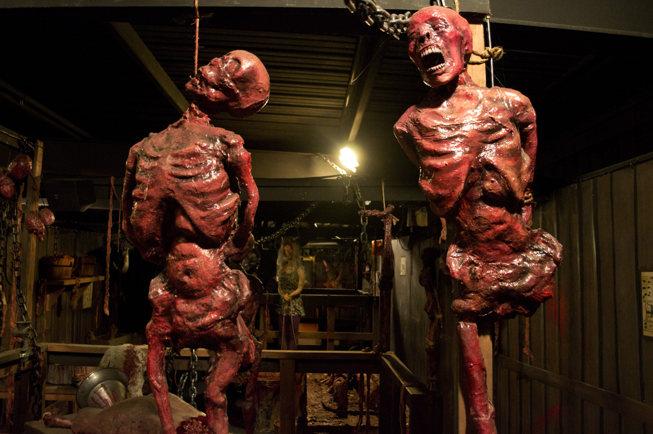 Uncle Willy's Slaughterhouse Knott's Scary Farm 2013 Walkthrough |
