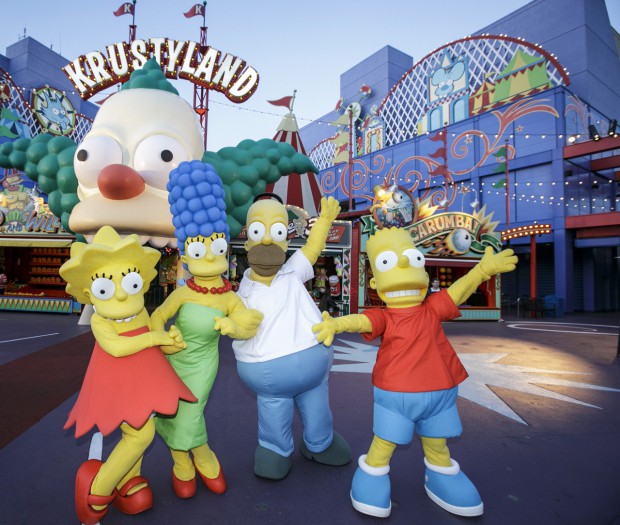 Springfield_Simpsons Family at Simpsons Ride
