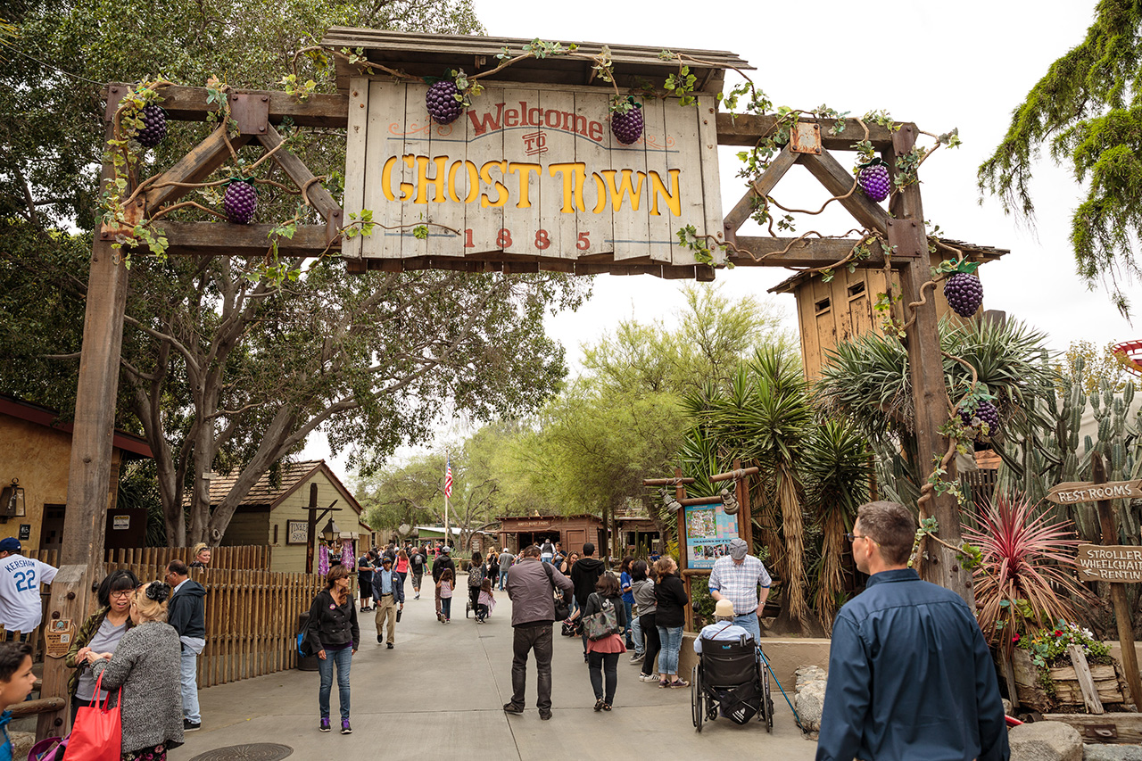 Knott’s Boysenberry Festival Returns for 2022 GamingShogun