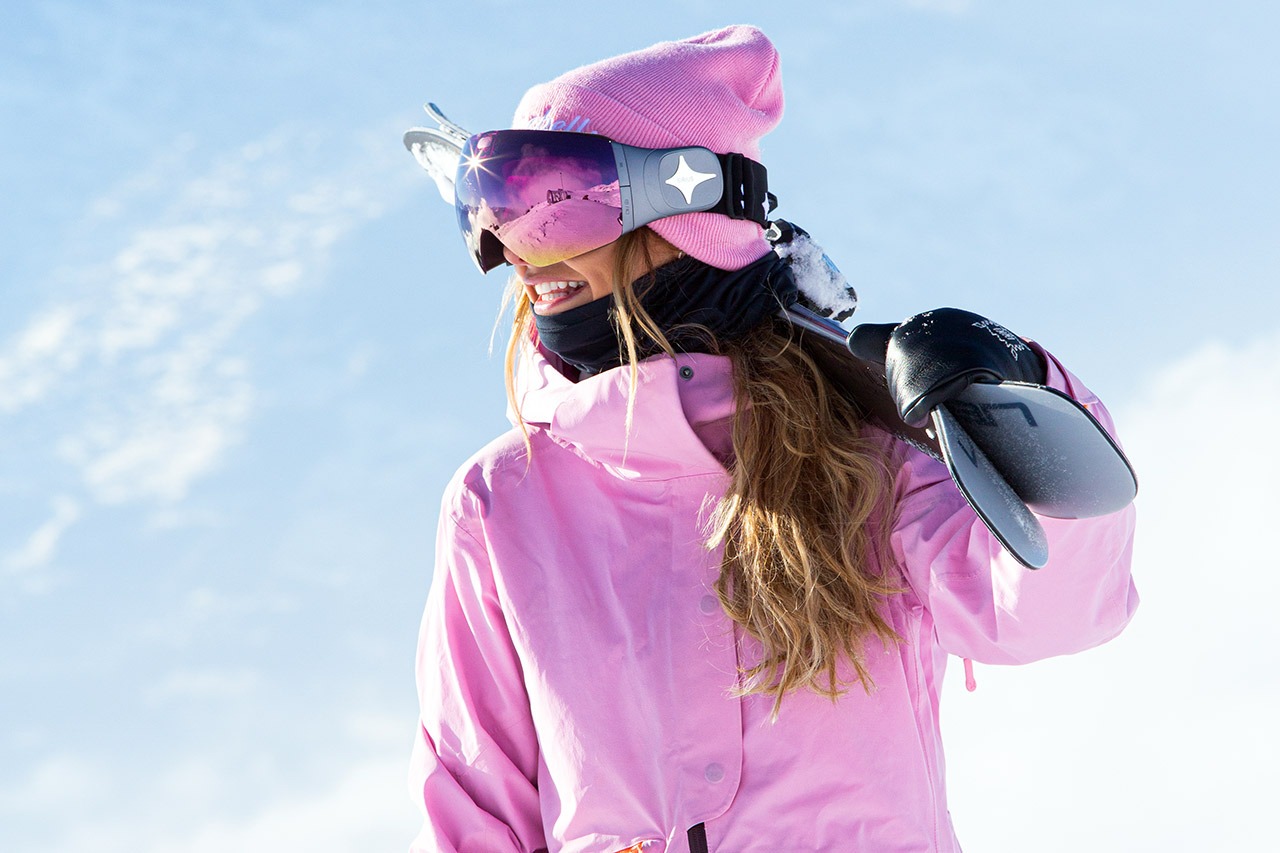 Ostloong Innovations Unveils Sirius Smart Ski Goggles at CES GamingShogun
