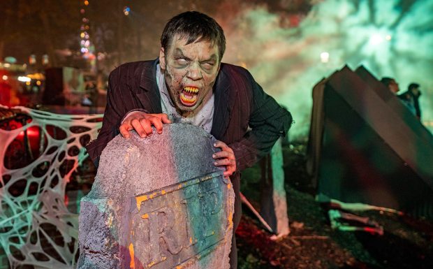 Fright-Fest-Extreme-Graveyard-Ghoul | GamingShogun