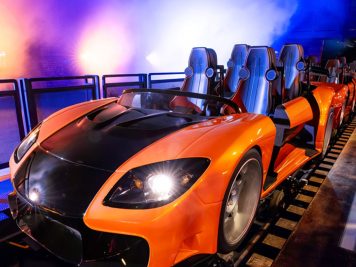 Mazda-RX-7-Ride-Vehicle---Fast-and-Furious-Hollywood-Drift-at-USH | GamingShogun